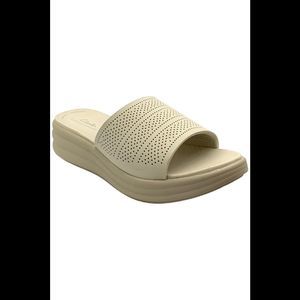 CLOUDSTEPPERS by Clarks Women's Drift Twist Casual Slides Cream - Wide